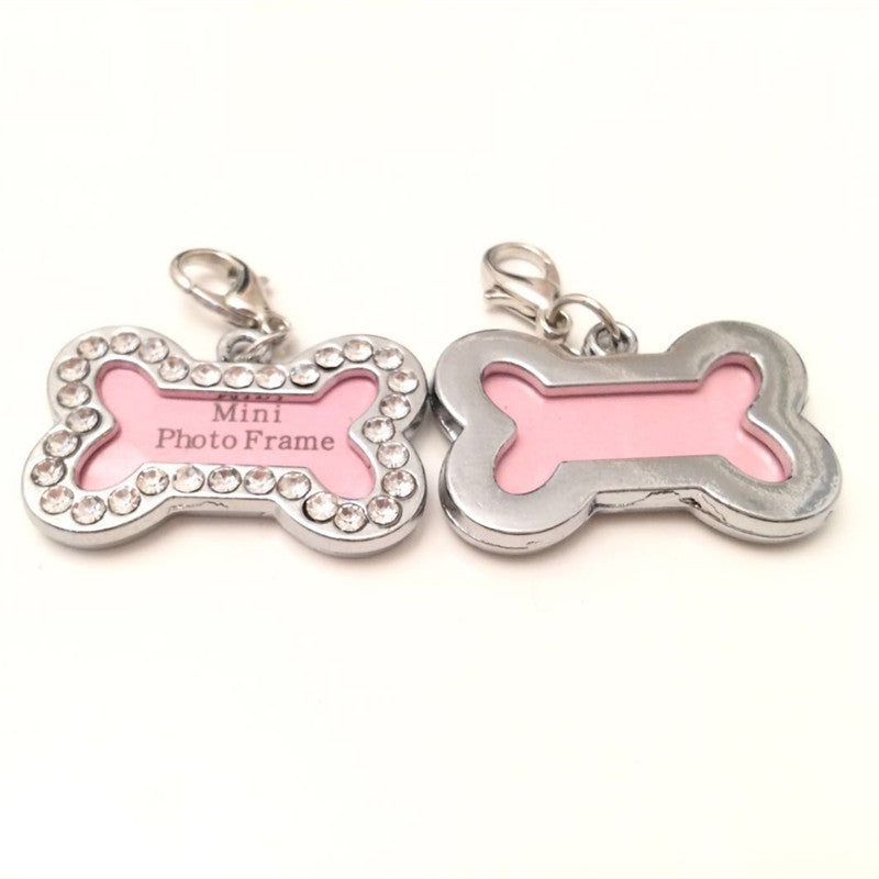 Dog Pendant with Metal Diamond
